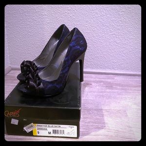 Size 9 Royal blue/Black lace Heels